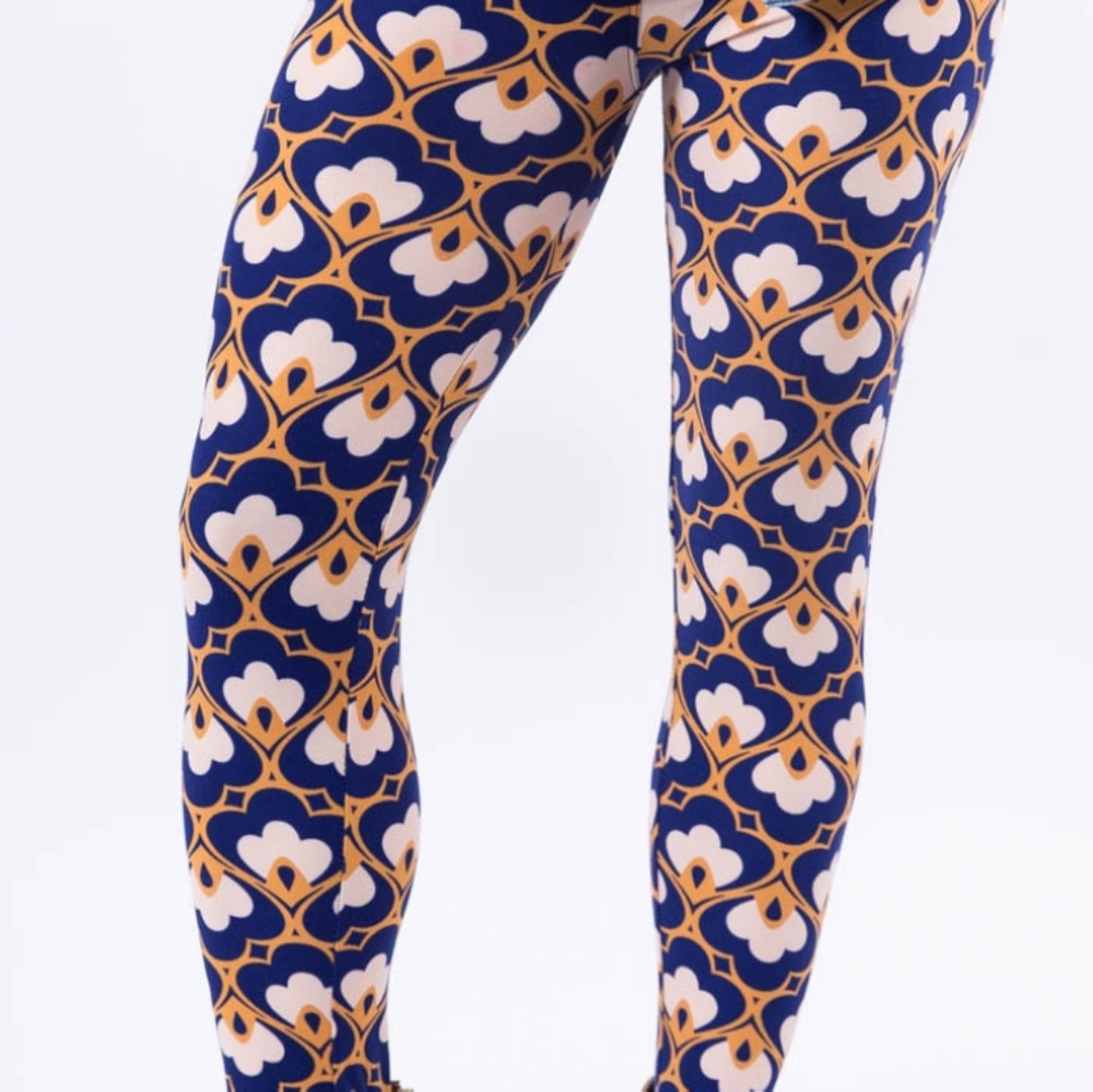 Agnes Dora Floral Scallop Plus Size Leggings NWT
